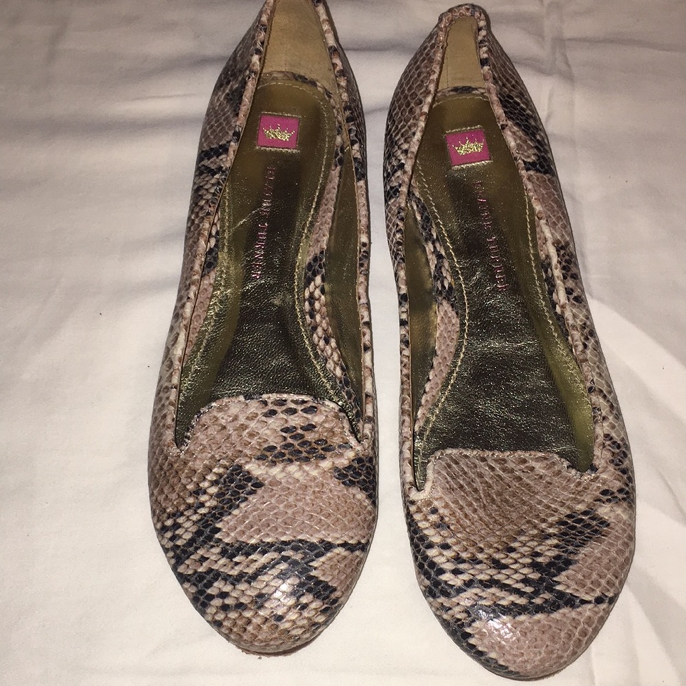 Ladies Python Flats 8.5 Preowned Good Condition . - image 1